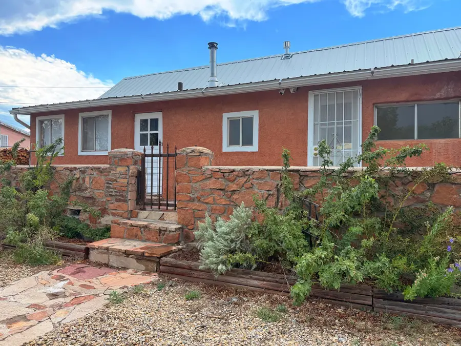 1301 New Mexico Ave, Las Vegas, NM 87701 - #2