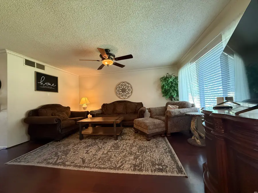 1506 W Ray Ave, Artesia, NM 88210 - #2