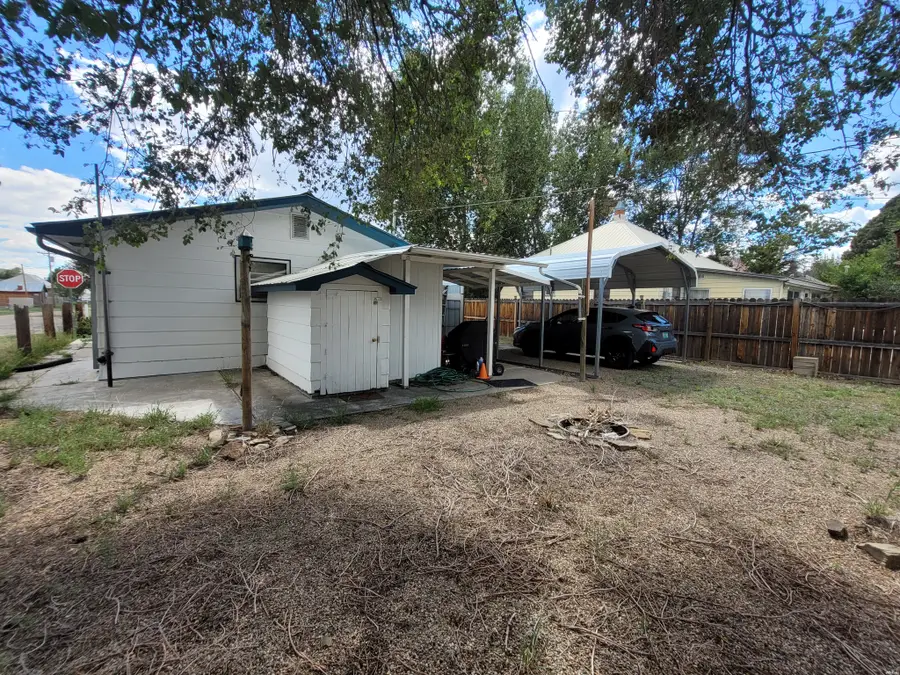 340 E 3rd Ave, Raton, NM 87740 - #3