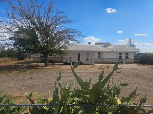 3170 Red Rooster Ln, Deming, NM 88030