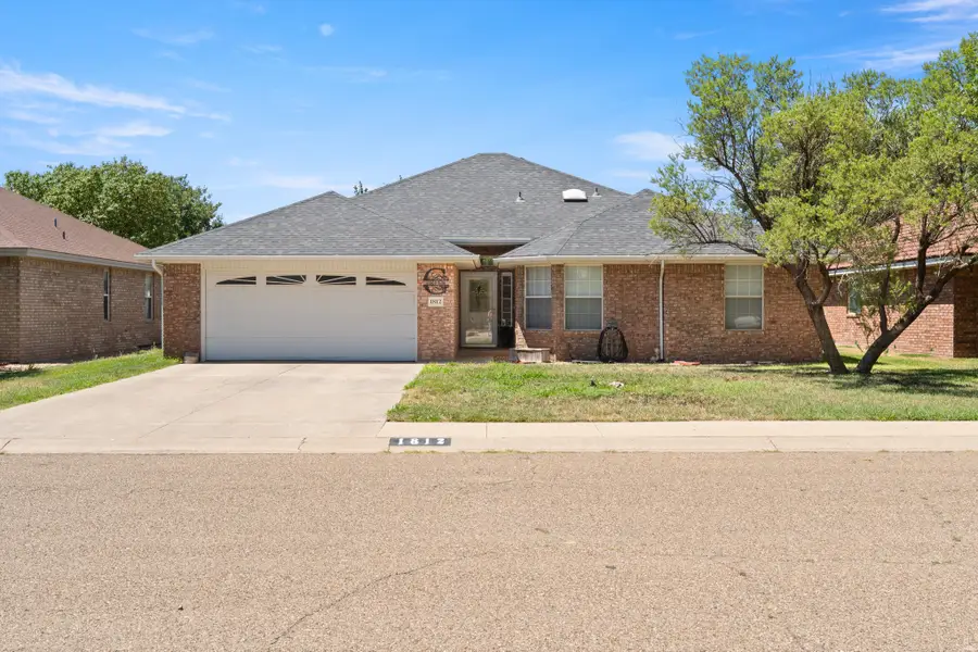 1812 Bob Jay, Clovis, NM 88101 - #2