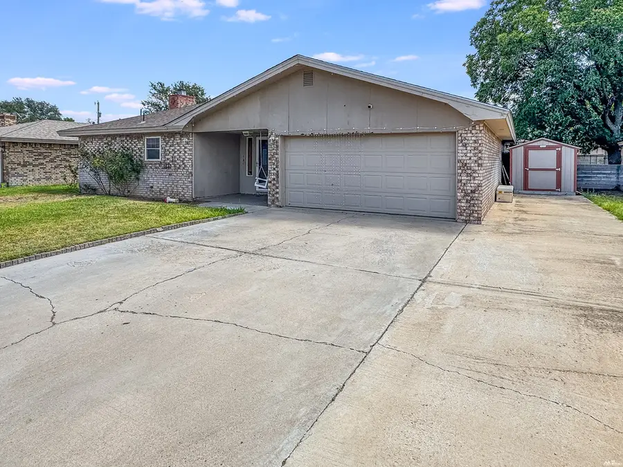 521 E Aspen St, Hobbs, NM 88240 - #3