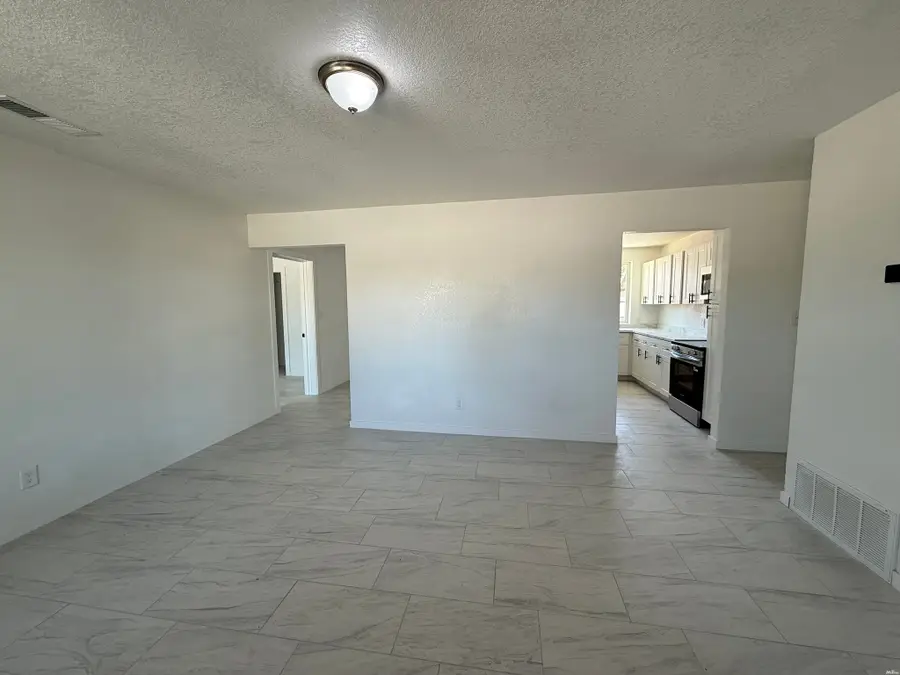 901 W Cannon Ave, Artesia, NM 88210 - #2