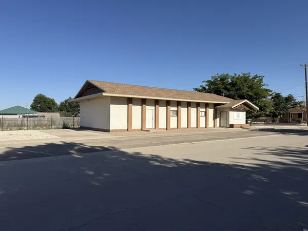 505 W Richey Ave, Artesia, NM 88210