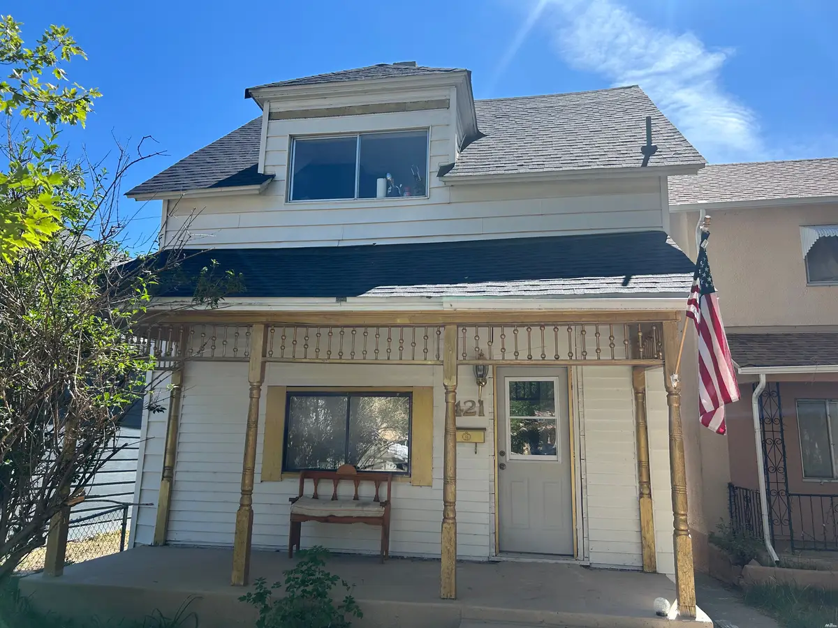 421 N 3rd St, Raton, NM 87740 - #1