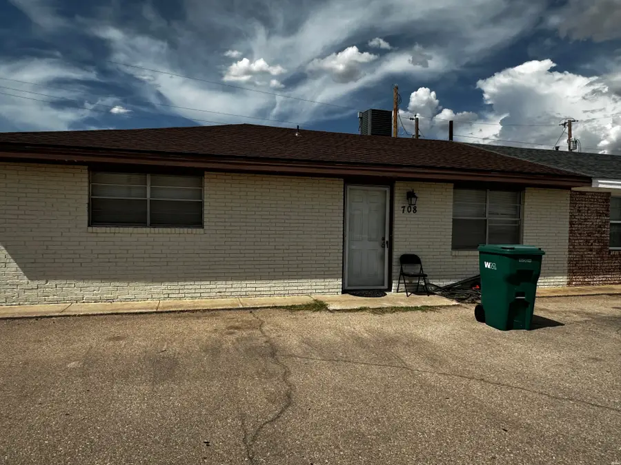 708 Sunset Dr, Hobbs, NM 88240 - #2
