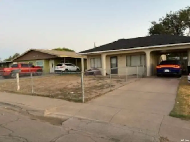 345 E Poe, Roswell, NM 88203 - #1
