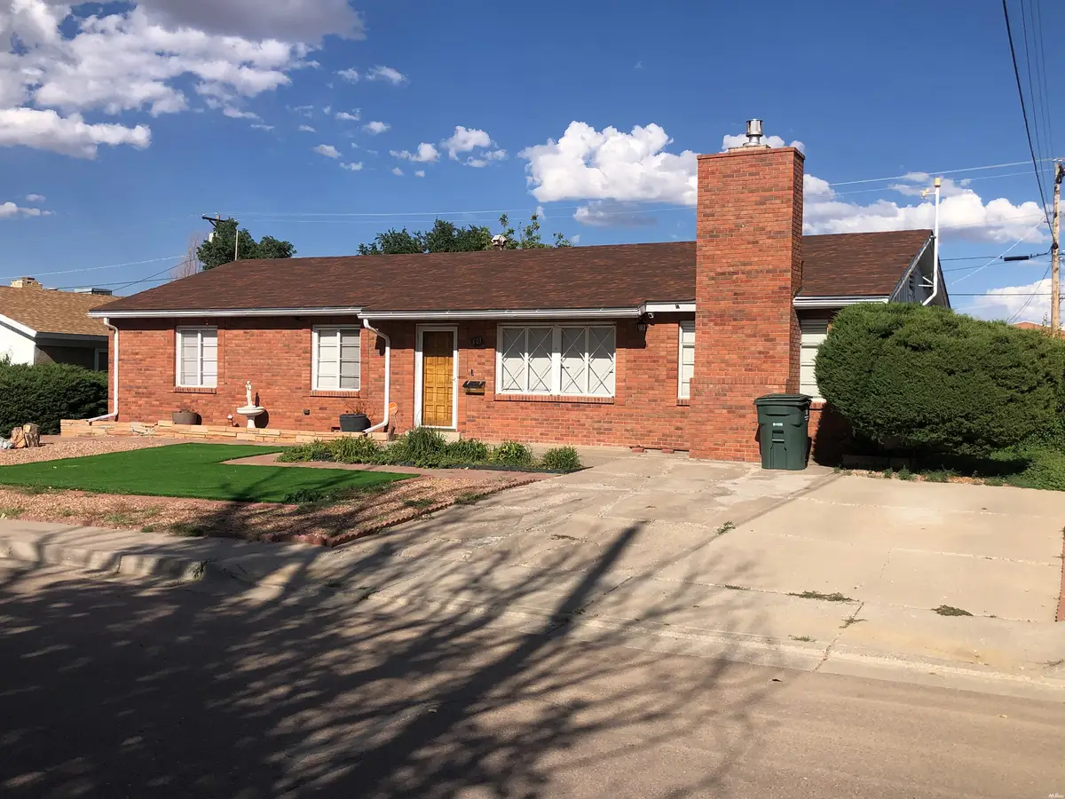 603 Julie Dr, Gallup, NM 87301 - #1