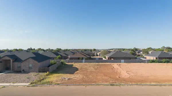 313 Nonpareil Ln, Clovis, NM 88101