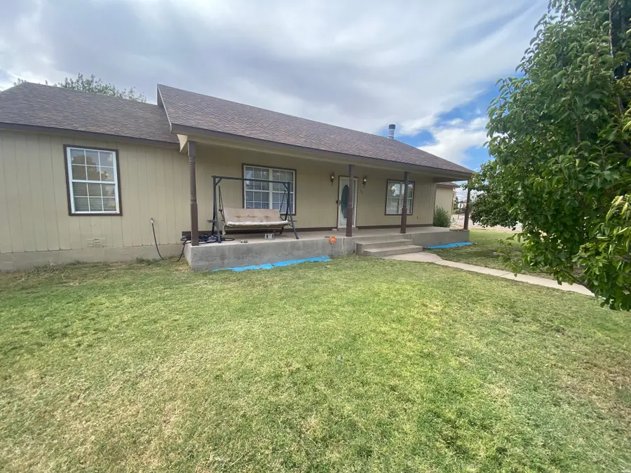 203 4th St, Loving, NM 88256 - #2