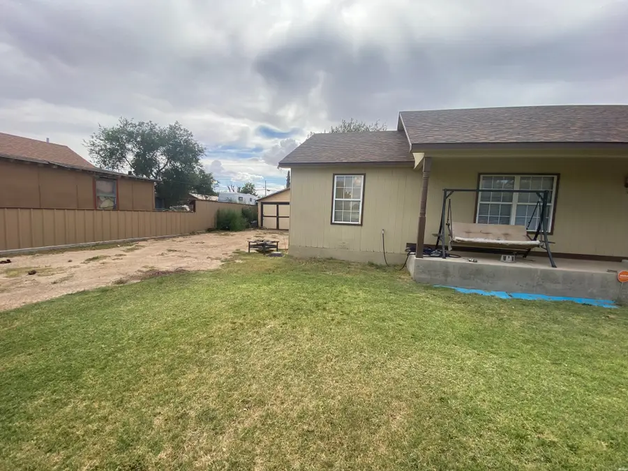203 4th St, Loving, NM 88256 - #3