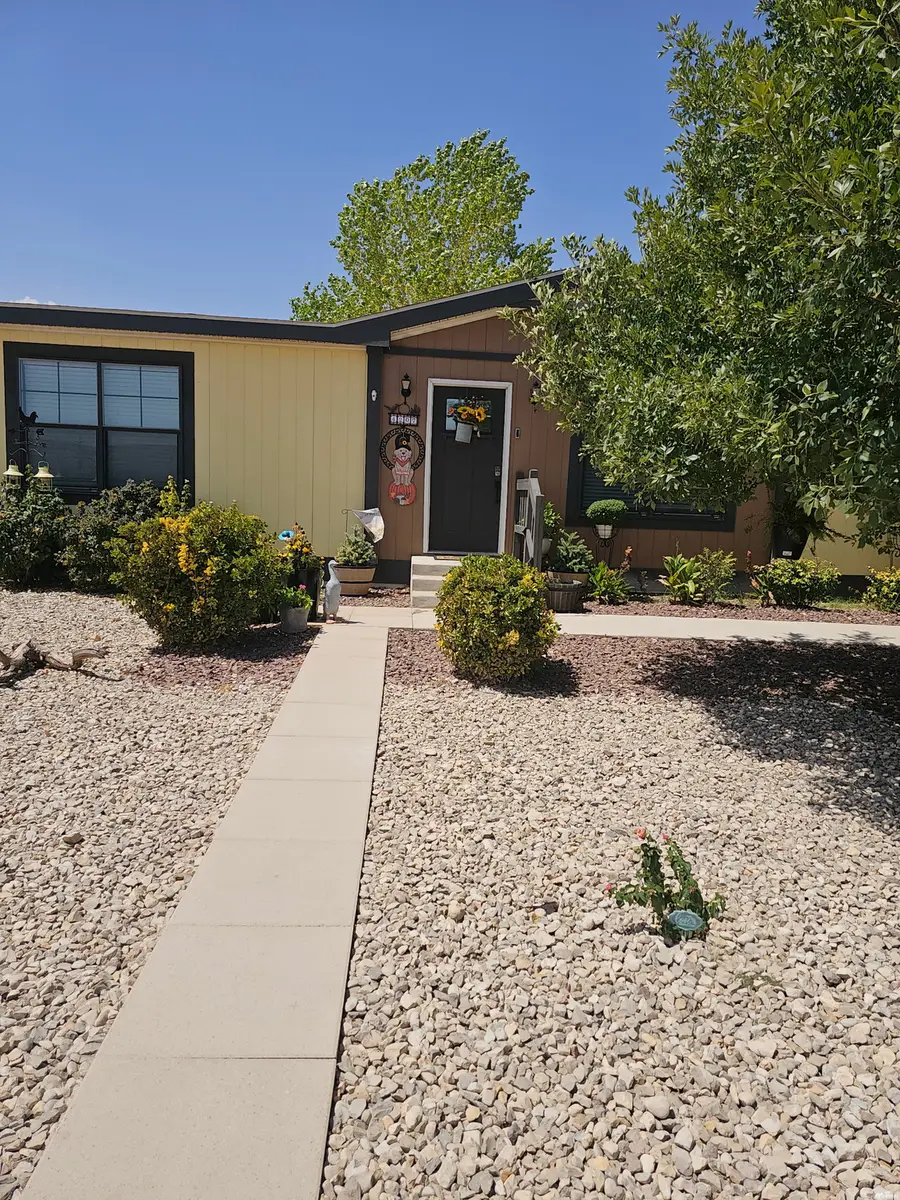 4207 Magnolia, Carlsbad, NM 88220 - #2