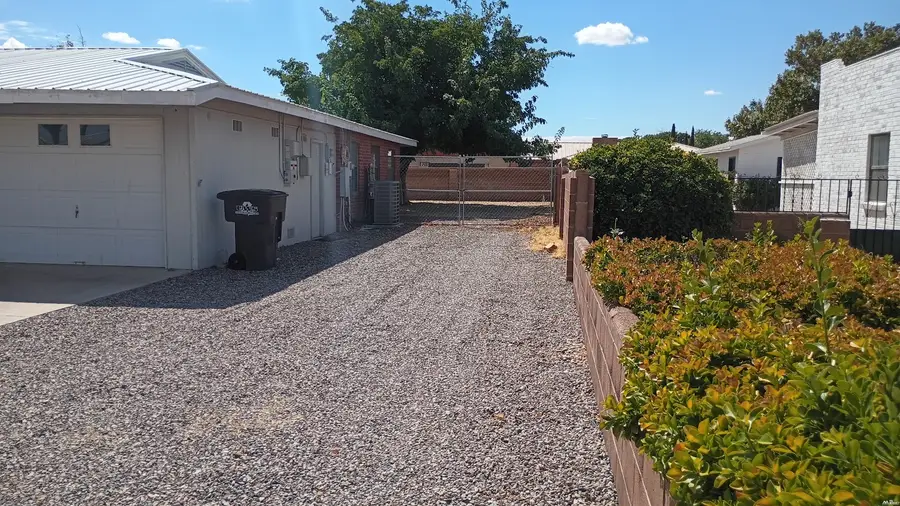 1208 S Tennyson, Deming, NM 88030 - #3