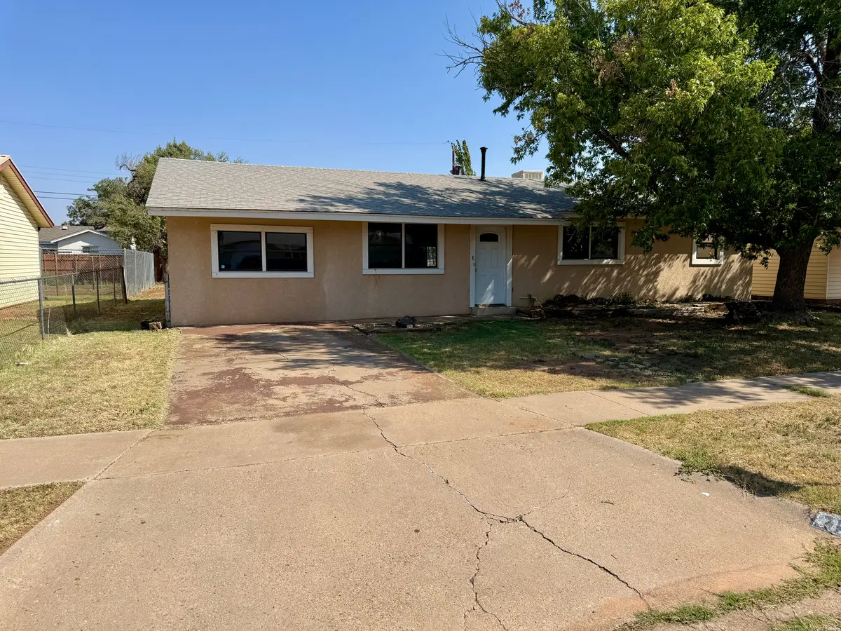 212 Circle Dr, Clovis, NM 88101 - #1