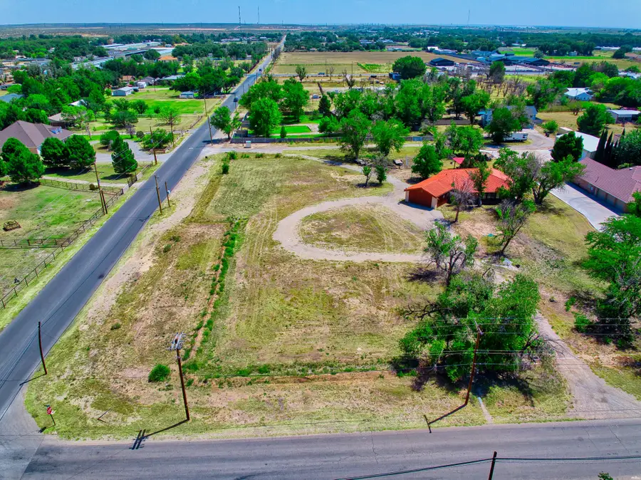 1630 Guadalupe, Carlsbad, NM 88220 - #3