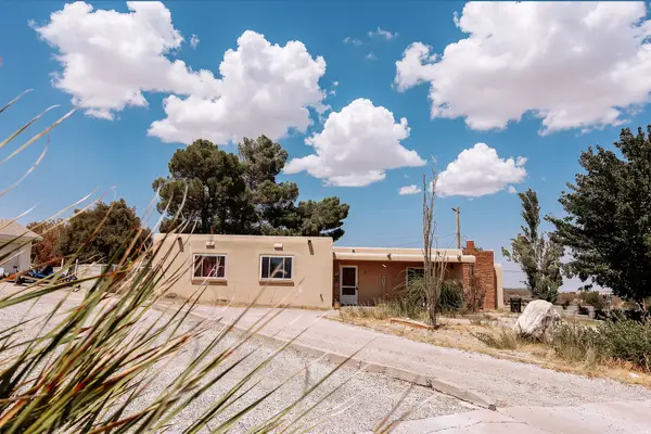 3012 Ocotillo Canyon Dr, Carlsbad, NM 88220