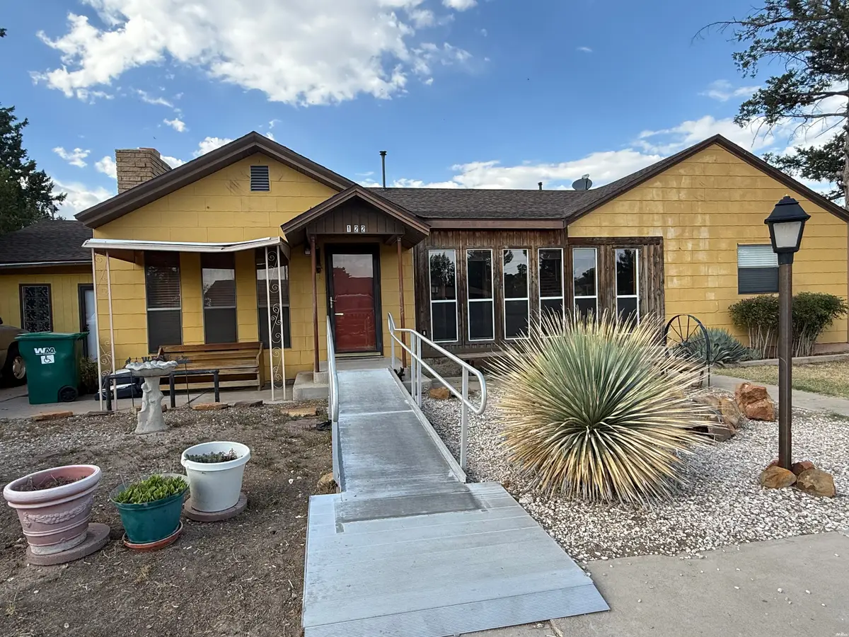 122 E 4th St, Tatum, NM 88267 - #1