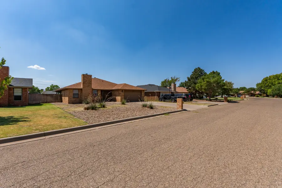 3705 Ben Crenshaw, Clovis, NM 88101 - #3