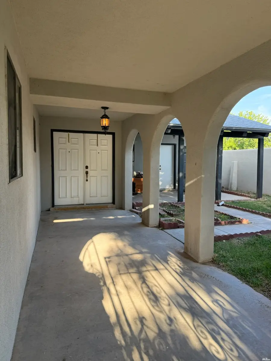 1 Robins Nest Pl, Roswell, NM 88201 - #2