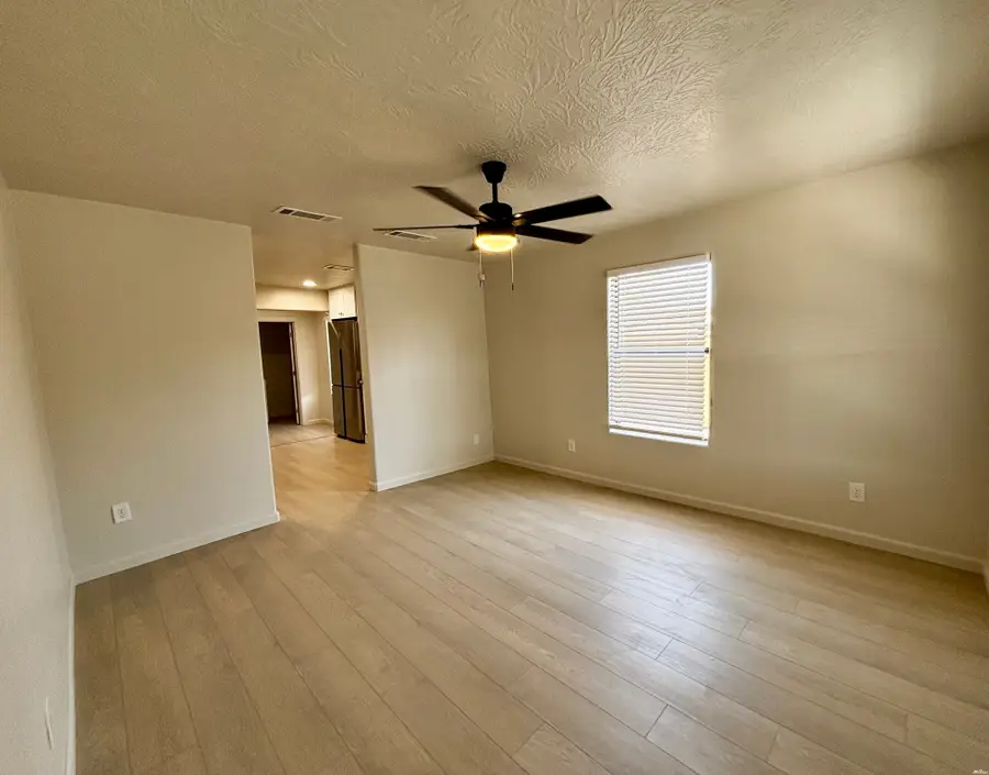311 E 6th, Roswell, NM 88201 - #2