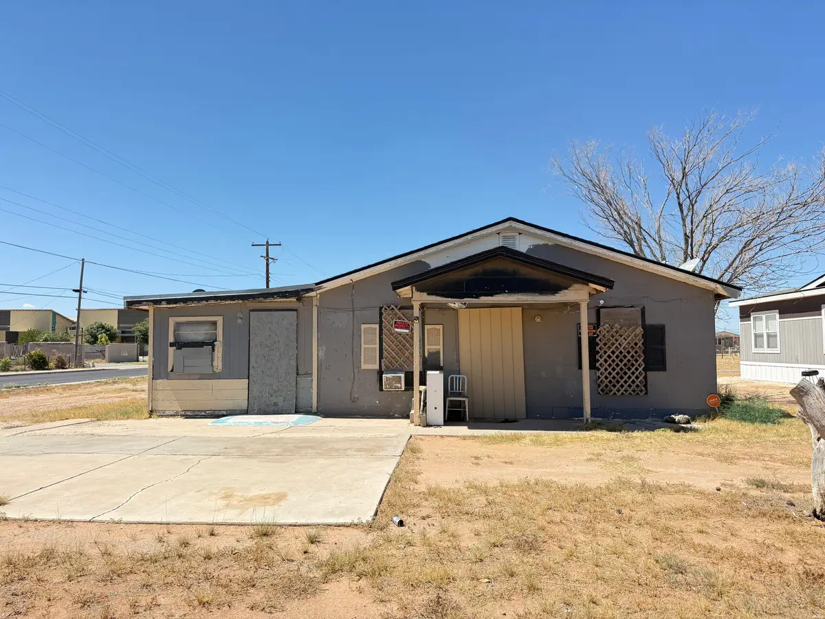 433 S Willow St., Hobbs, NM 88240 - #1
