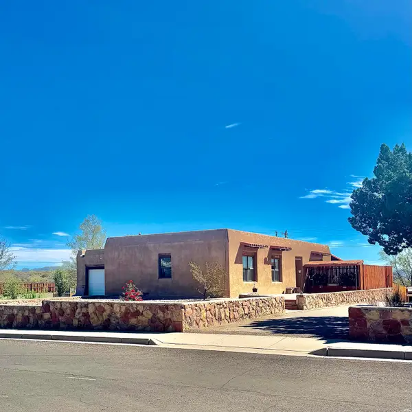 107 Lakeshore, Elephant Btte, NM 87935