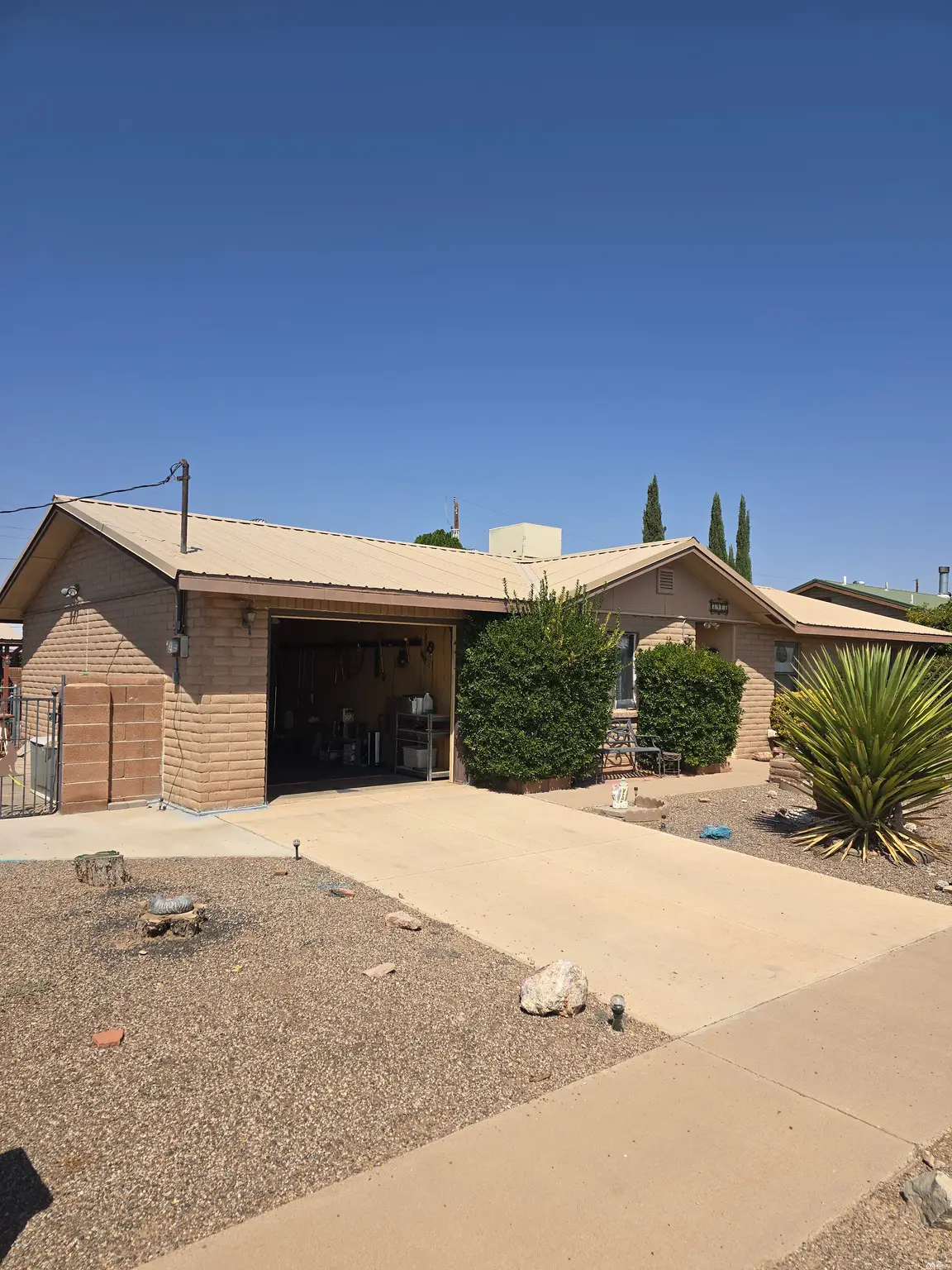 2918 S Las Cruces, Deming, NM 88030 - #1