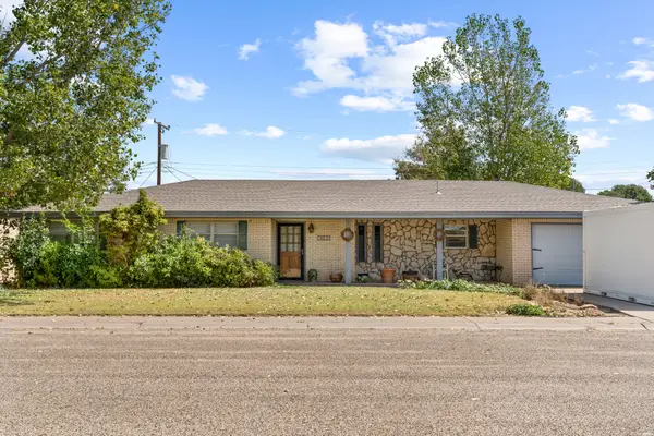1813 S Ave A, Portales, NM 88130