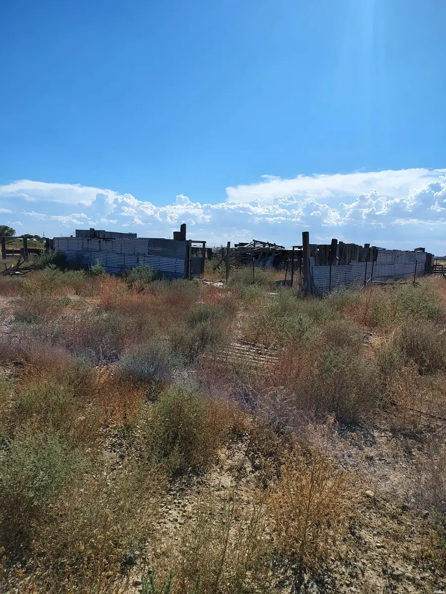 6412 Shadow Rd, Dexter, NM 88230 - #2
