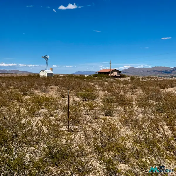 12308 Highway 152, Caballo, NM 87931