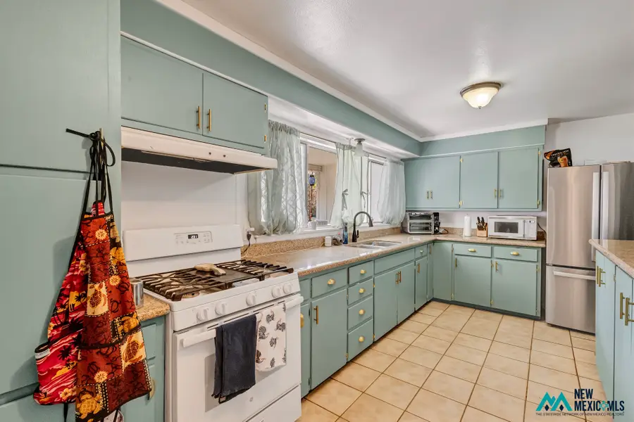 309 Hondo Dr, Roswell, NM 88201 - #3