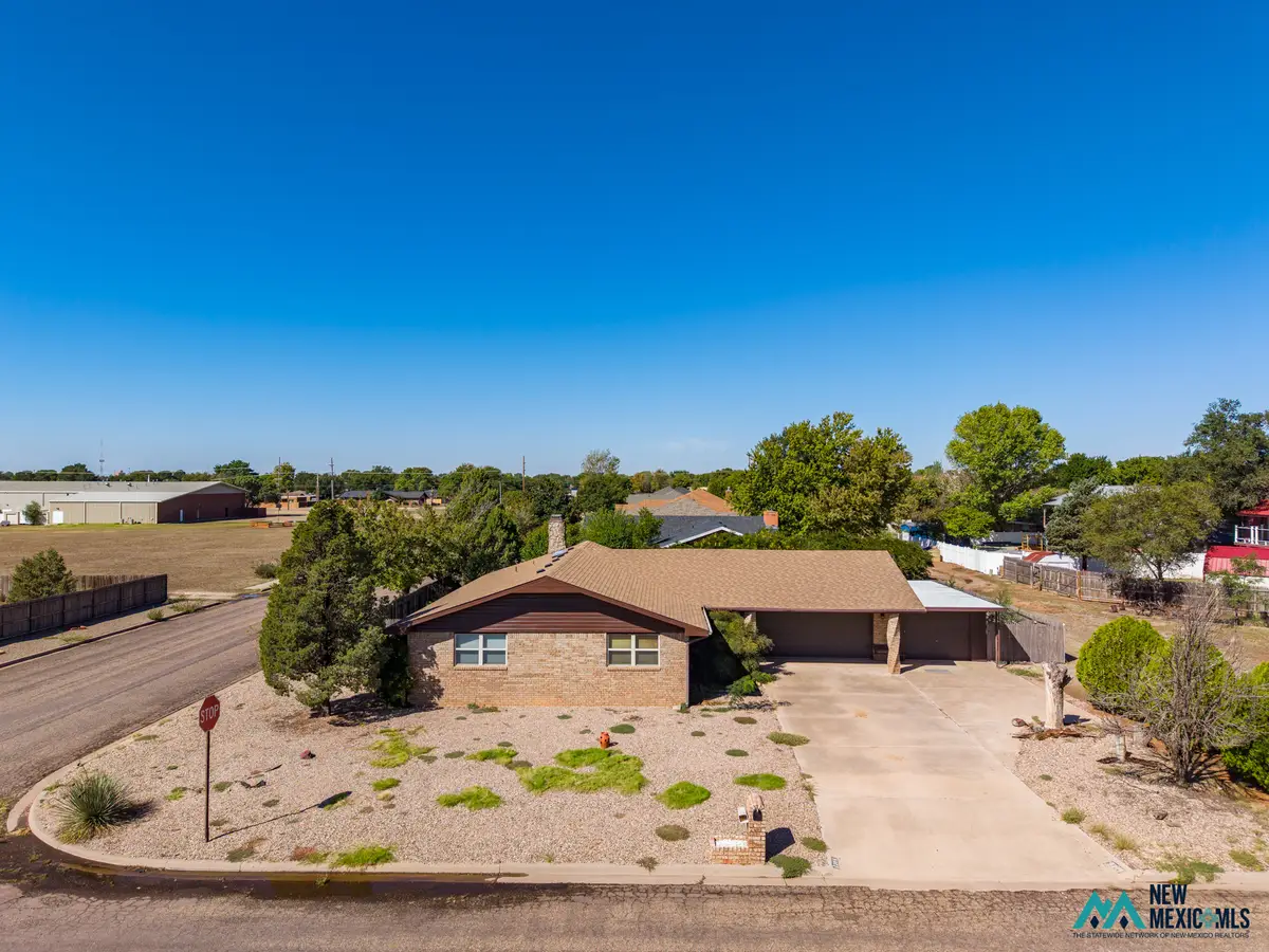 2204 Howard Cowper Dr, Clovis, NM 88101 - #1