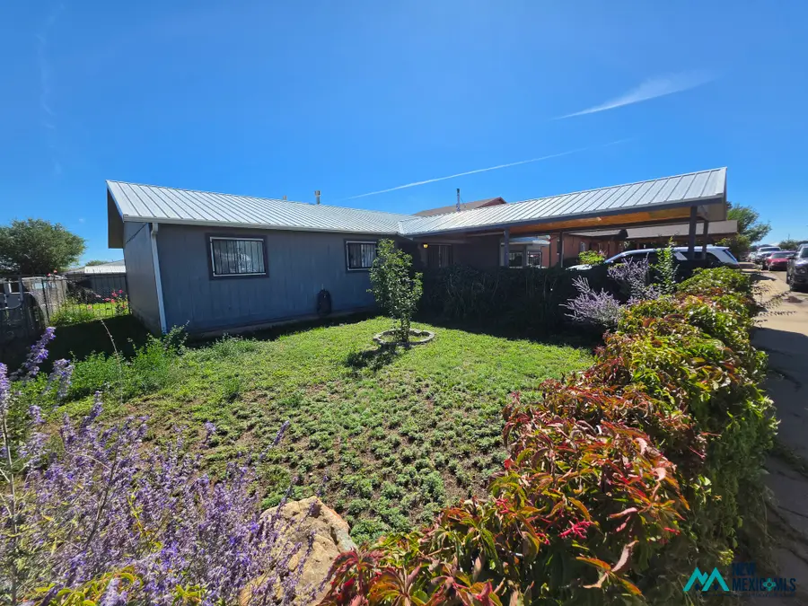 2424 Calle Contenta, Las Vegas, NM 87701 - #3