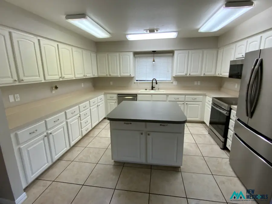 4 Kensington Ct, Roswell, NM 88201 - #2