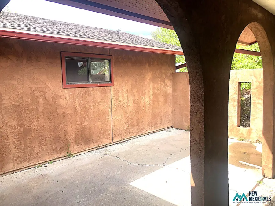 1714 Maya, Gallup, NM 87301 - #3