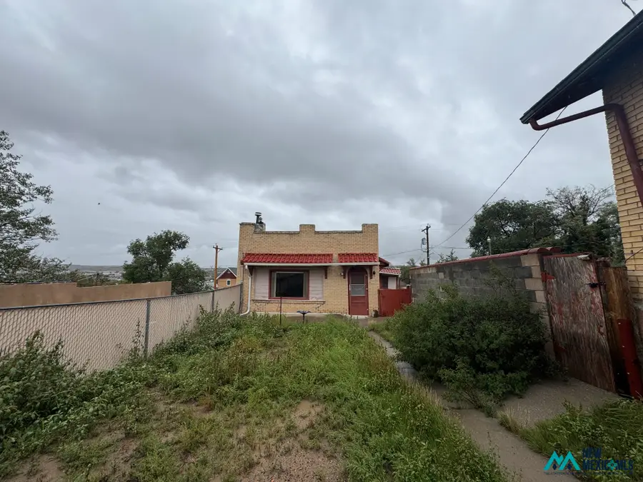 207 E Mesa, Gallup, NM 87301 - #2