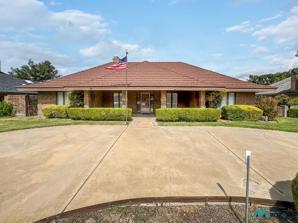 518 E Jemez Rd, Hobbs, NM 88240 - #1