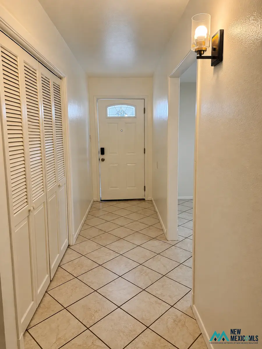 1317 Westridge Rd, Carlsbad, NM 88220 - #3