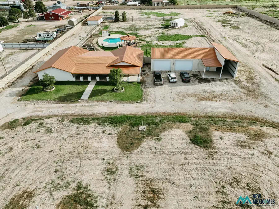 1007 Carnation, Carlsbad, NM 88220 - #3