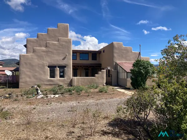 317 County Road 328, Ensenada, NM 87575