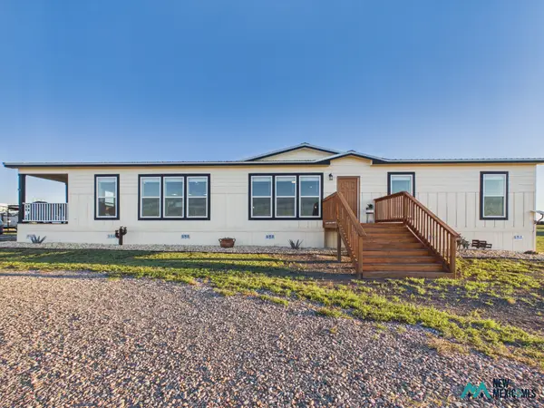 104 Six Shooter Ct, Carrizozo, NM 88301