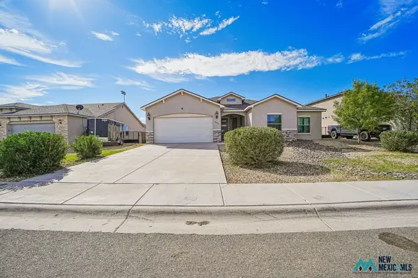 805 Barcelona Ct, Carlsbad, NM 88220