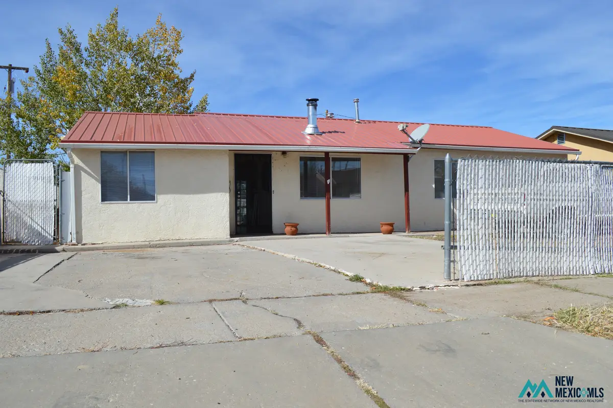 210 Elizabeth St, Gallup, NM 87301 - #1