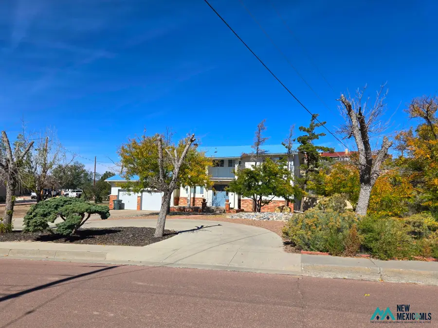 501 Canoncito Ave, Gallup, NM 87301 - #3
