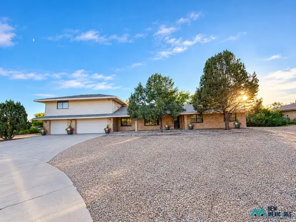 8 Walking Cane Ln, Roswell, NM 88201
