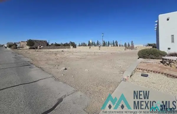 2889 E Water Hazard Dr, Deming, NM 88030