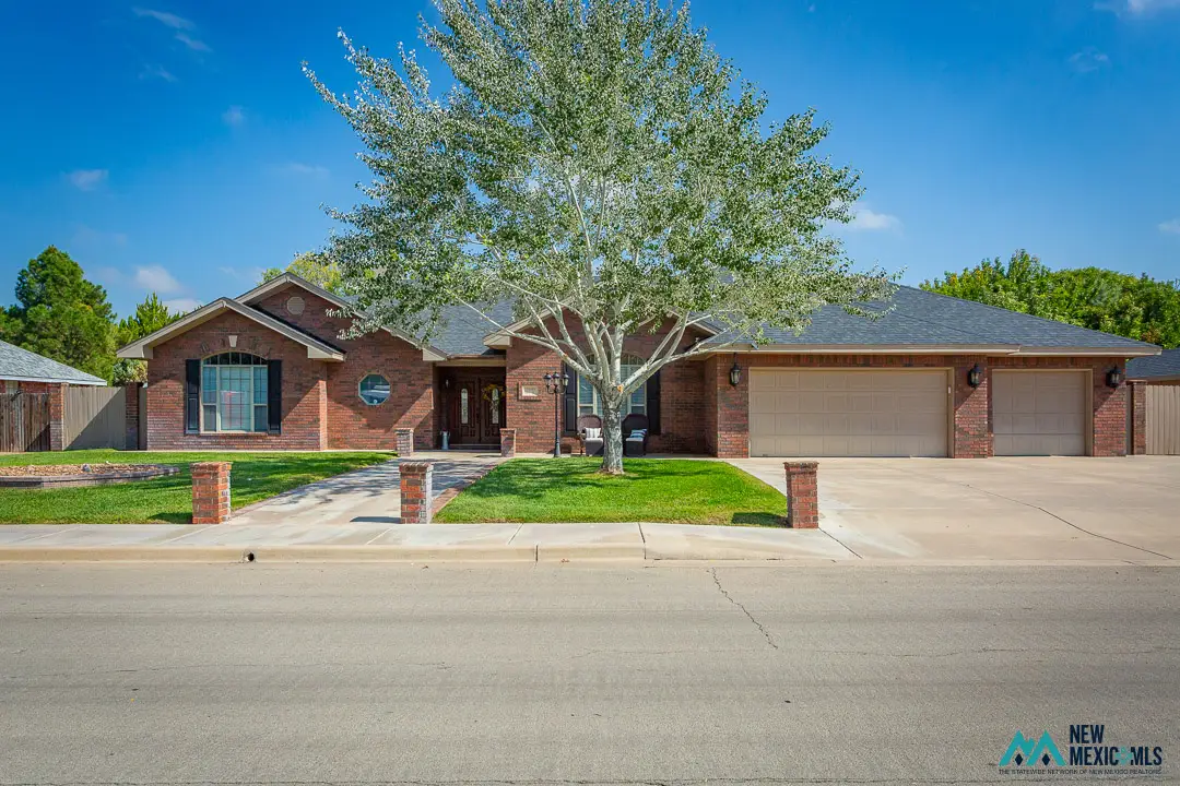 3103 Onate, Roswell, NM 88201 - #1
