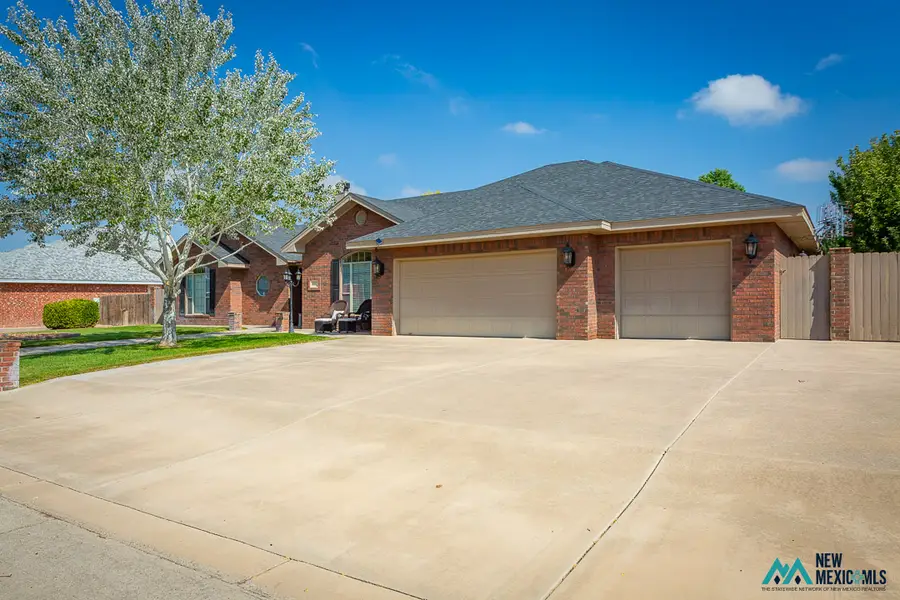3103 Onate, Roswell, NM 88201 - #3