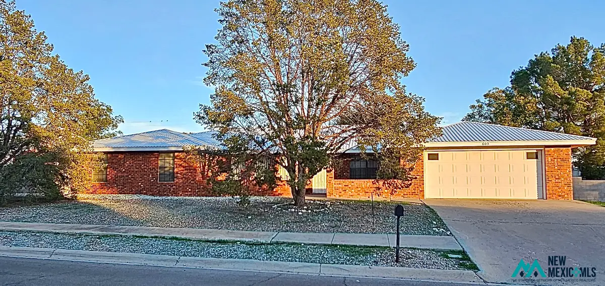 605 Estrellita Dr, Roswell, NM 88201 - #1