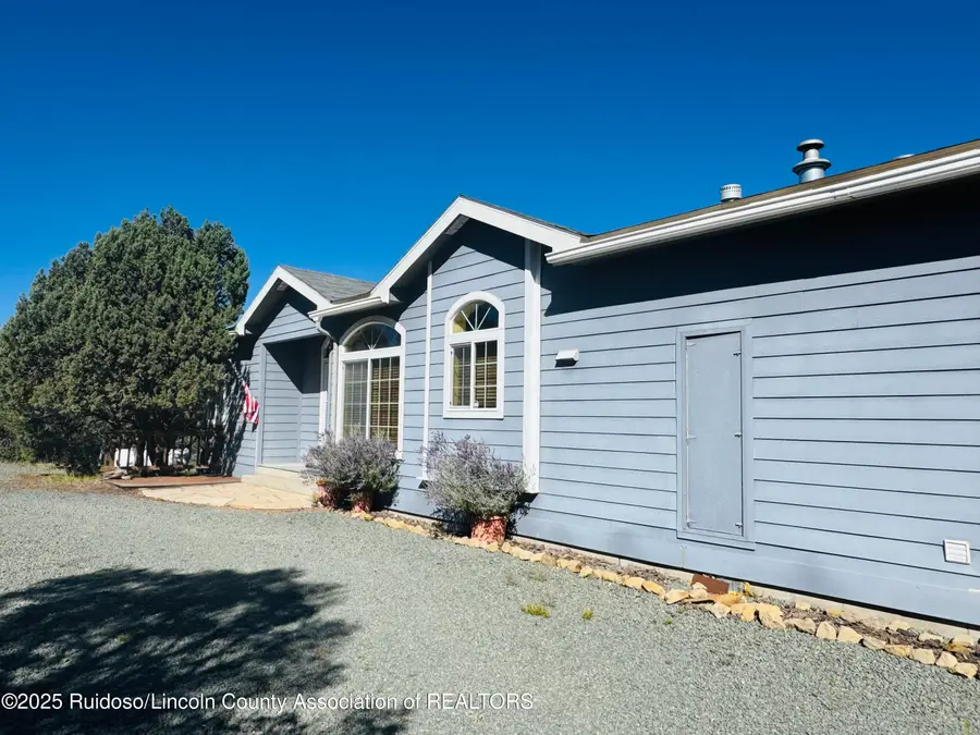 147 Coyote Ridge Trail, Capitan, NM 88316 - Image #2
